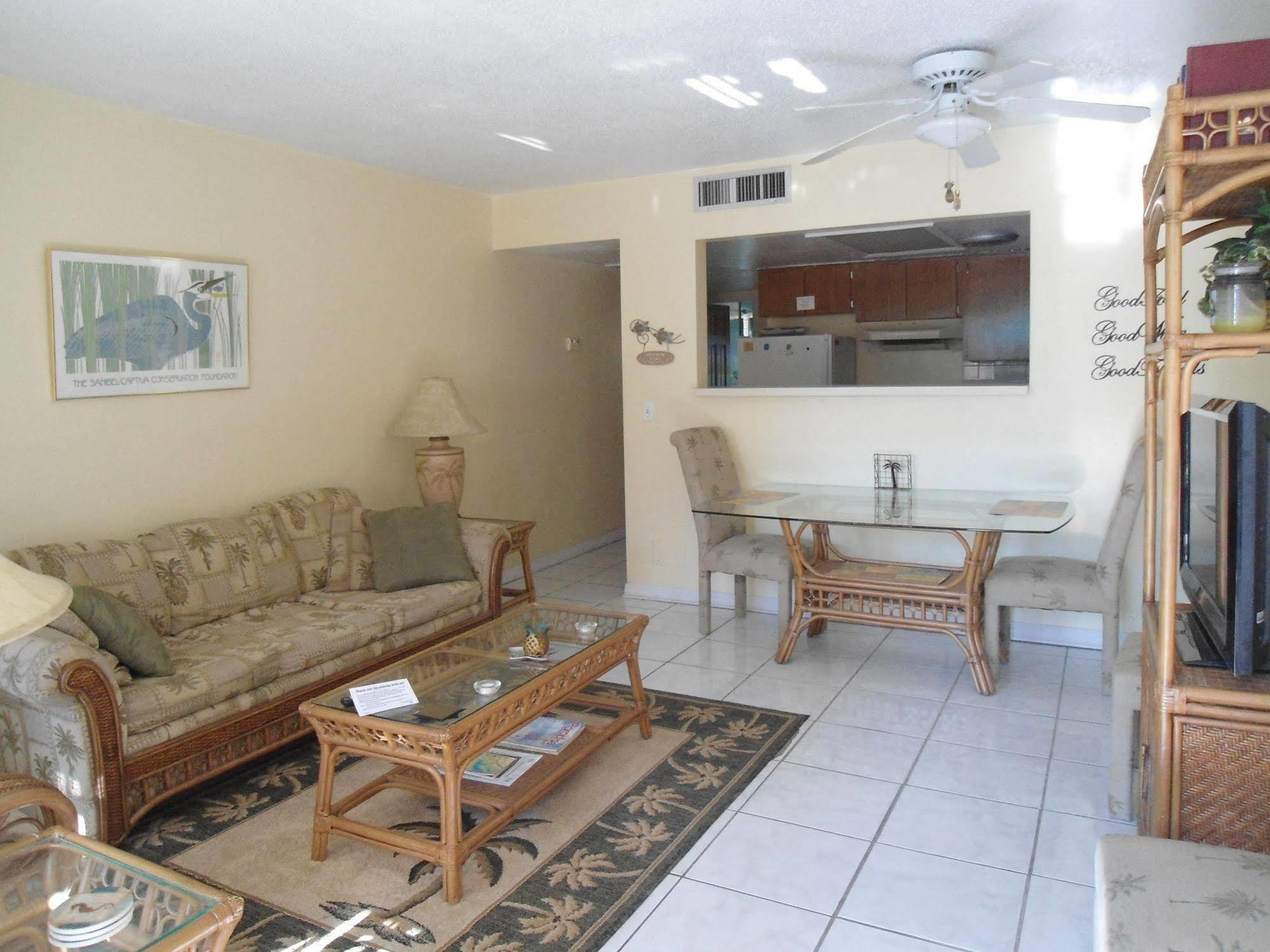 Malyn Resort St. Pete Beach Exterior photo